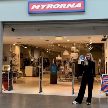 Nu behöver vi hjälp att fylla på våra butiker! 📣