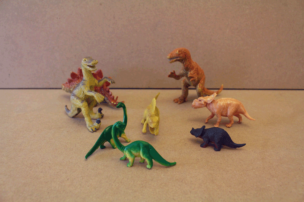 Dinosaurier från 10 kr till barn