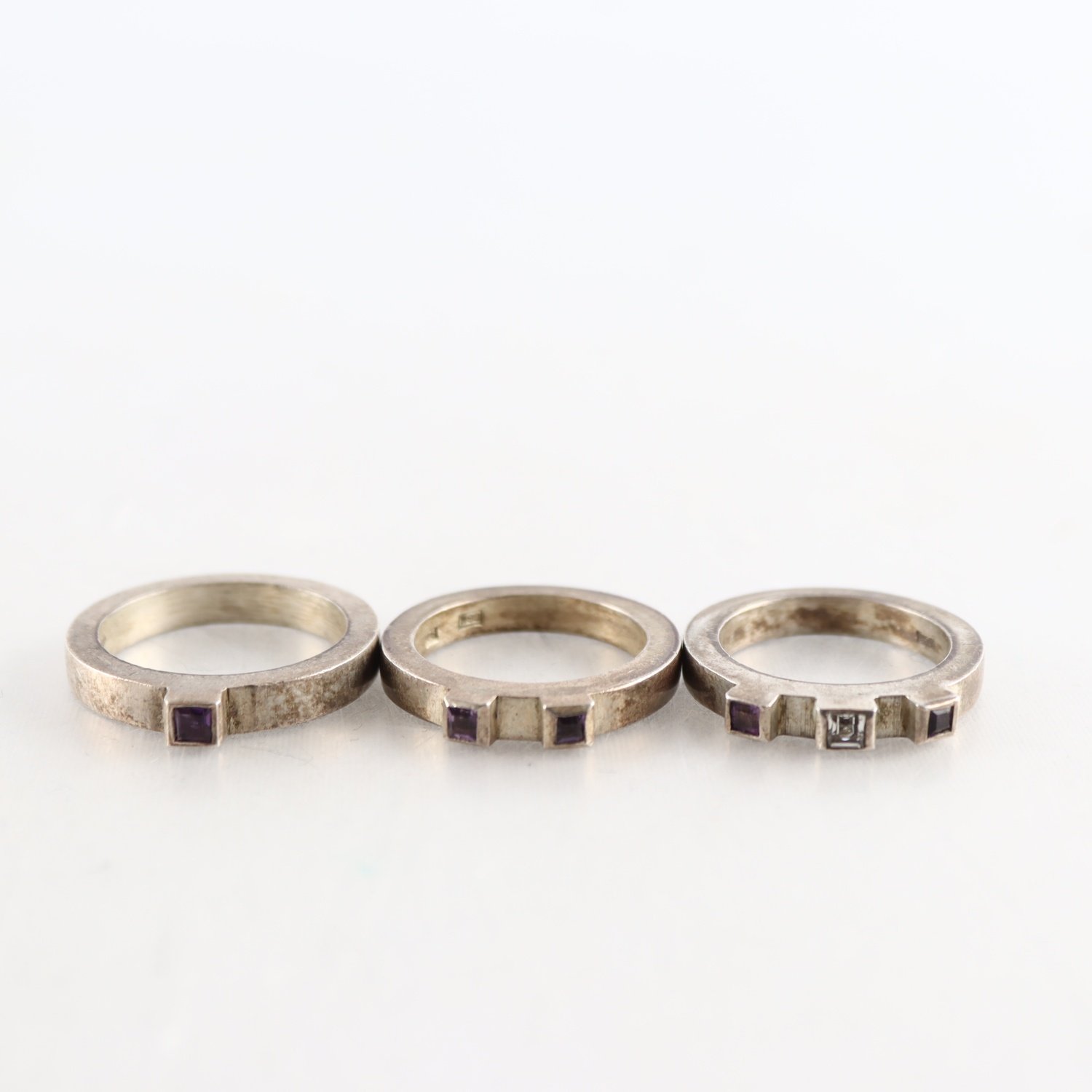 Ringar, silver 925, lila stenar, 3 st, brv: 21,7 g