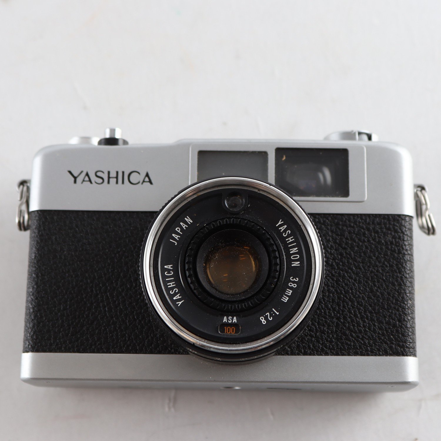 Kamera, Yashica 35 ME.