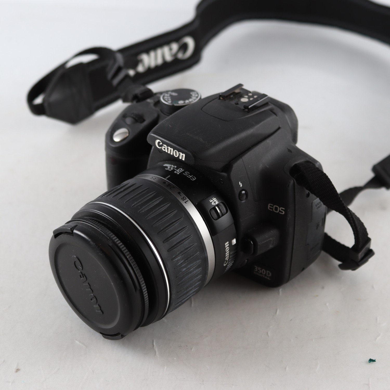 Kamera. Canon EOS 350D.