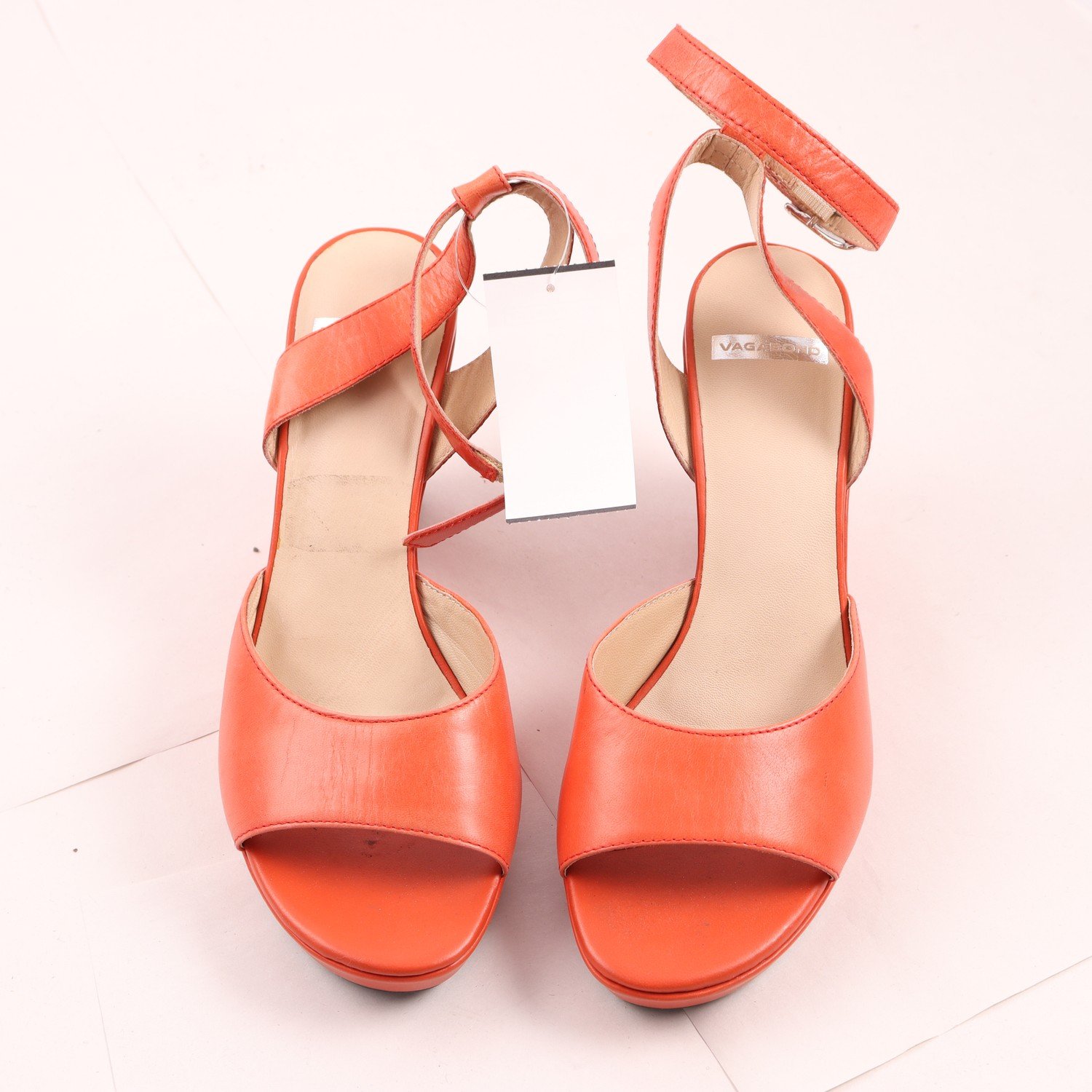 Sandaletter med kilklack, Vagabond, orange, stl. 39