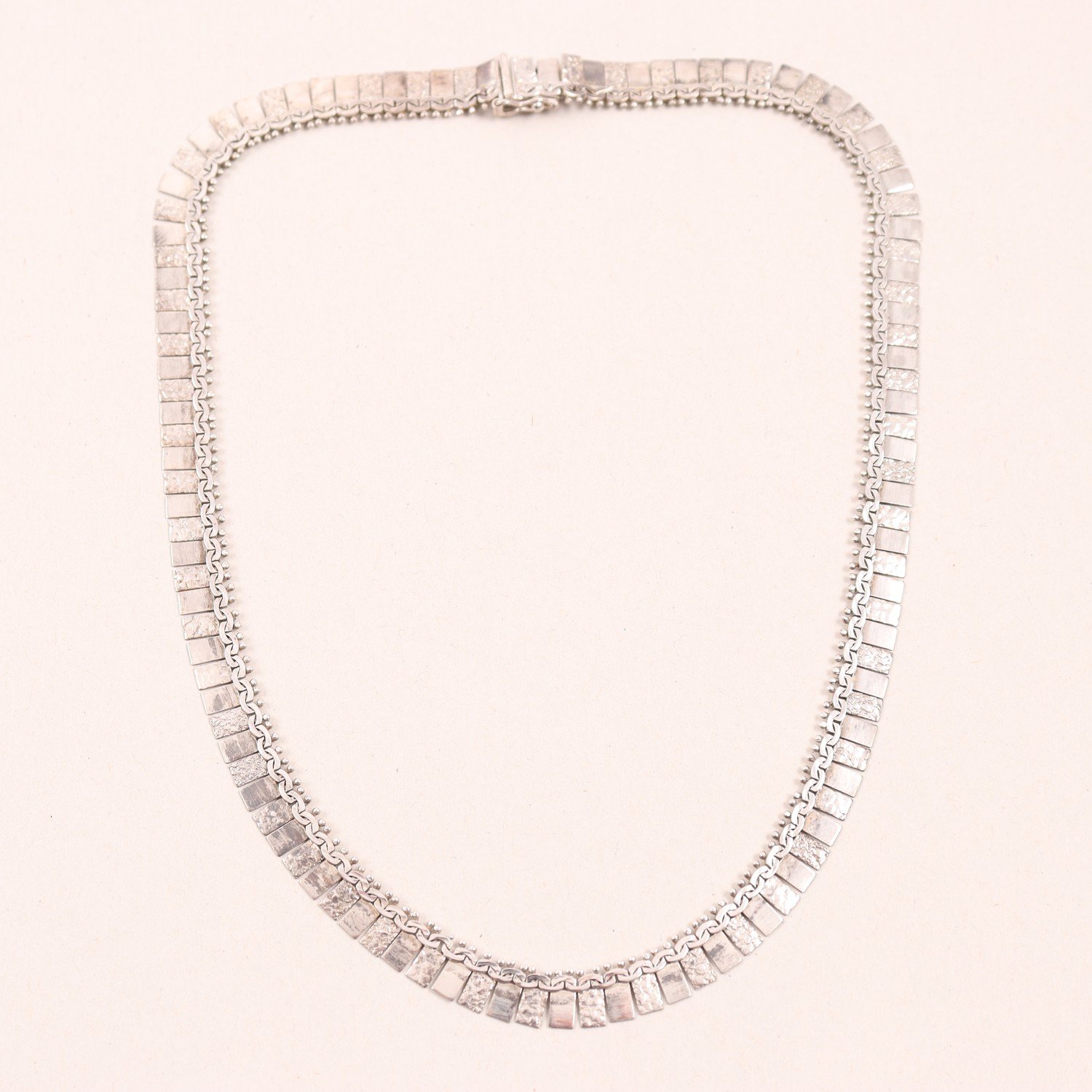 Halsband, collier, silver 835, vikt: 21,2g