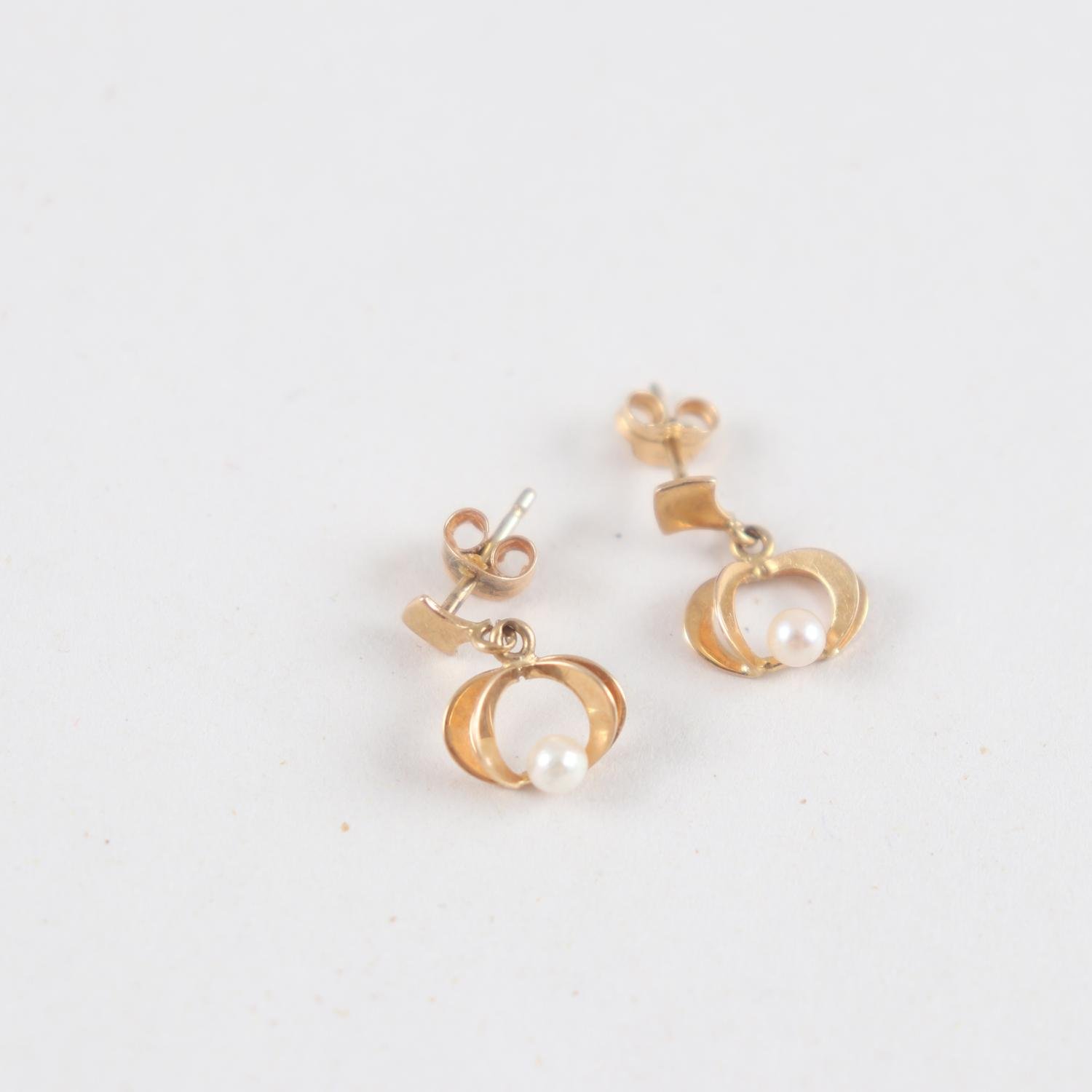 Örhängen, guld 18K & pärlor, vikt: 1,4g