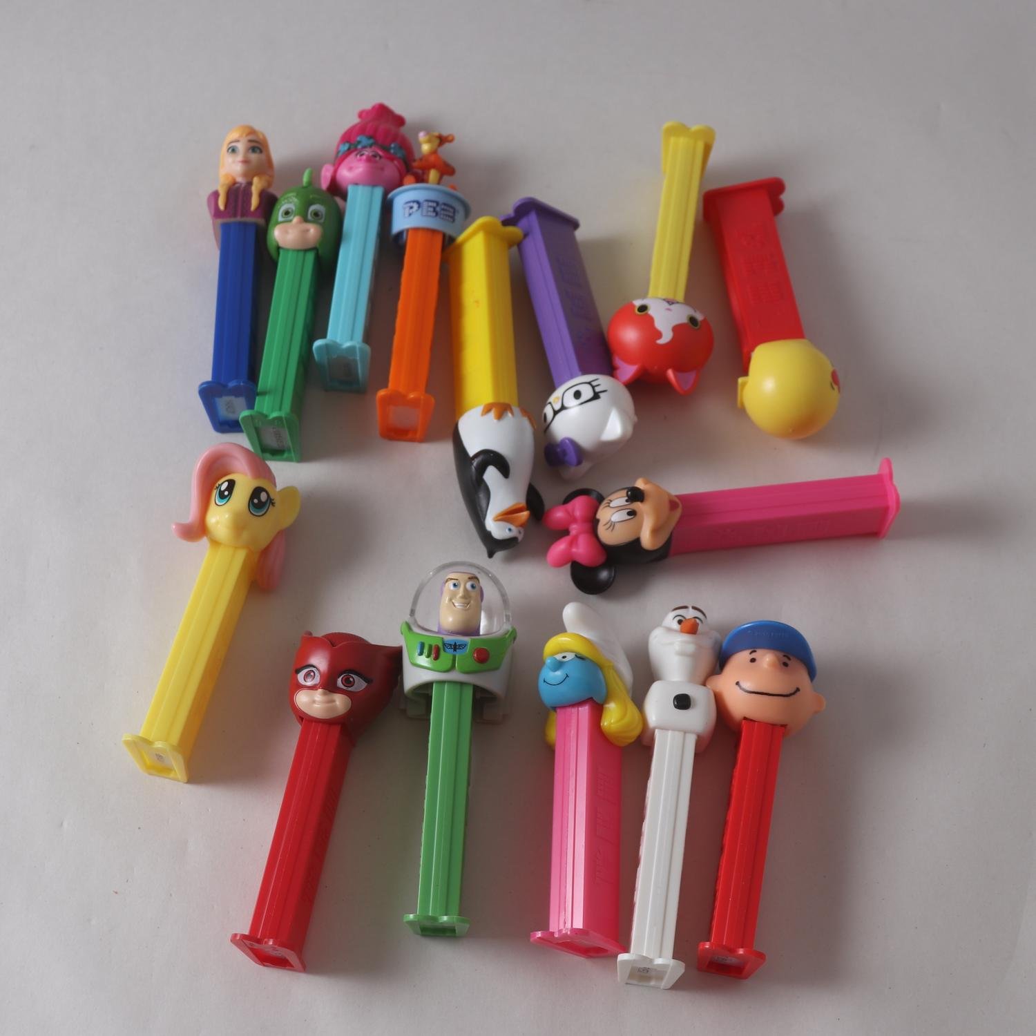 Figurer, Pez, blandat