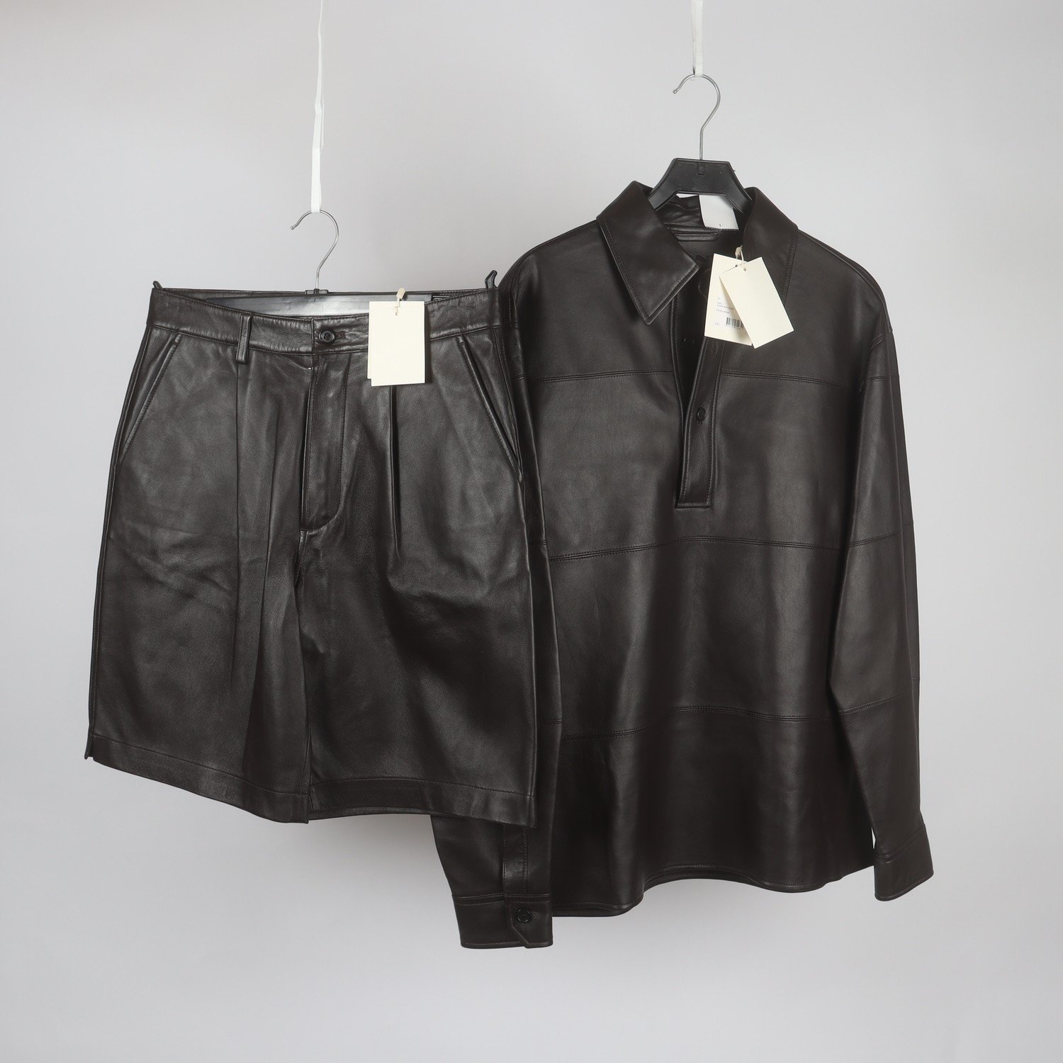 2-delat, skjorta, shorts, skinn, brun, stl. S
