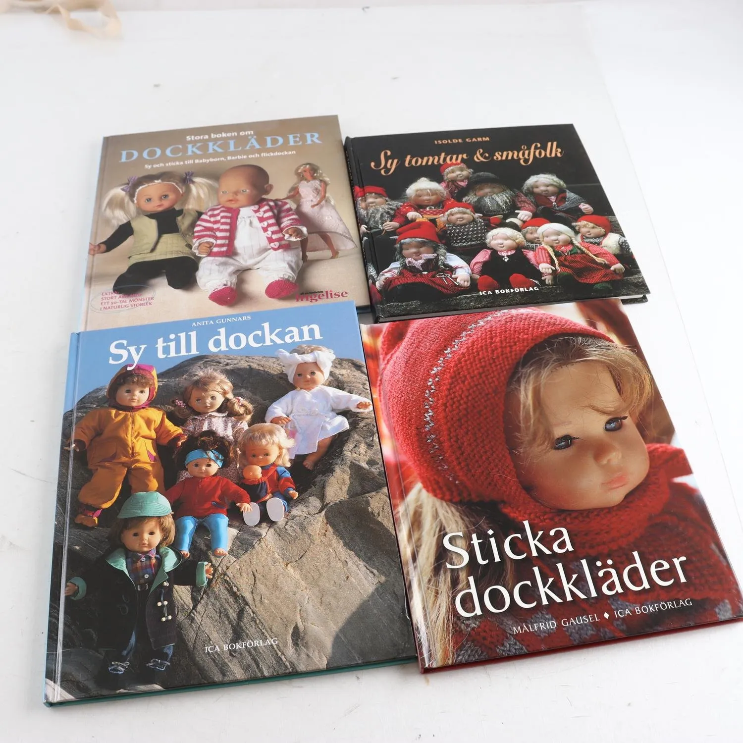 Sticka och sy dockkläder, bokpaket med 4 volymer