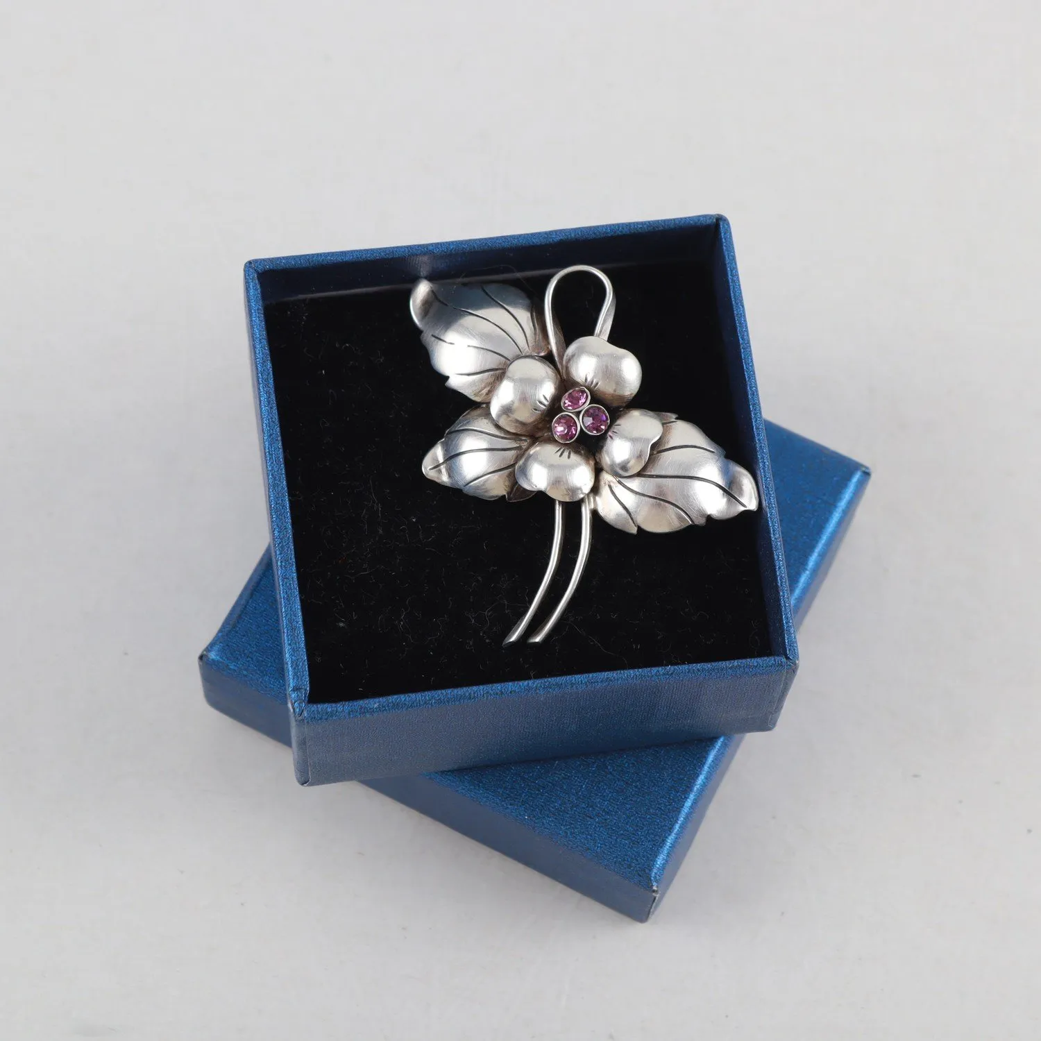 Brosch, silver, lila stenar, vintage, brv: 7,1g