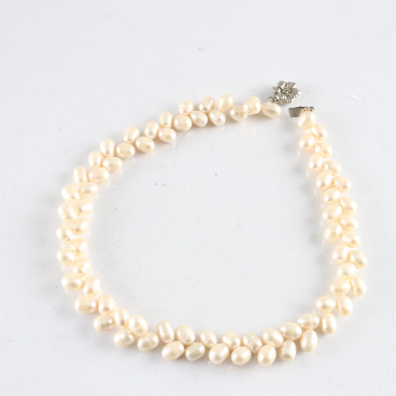 Halsband, collier, sötvattenspärlor