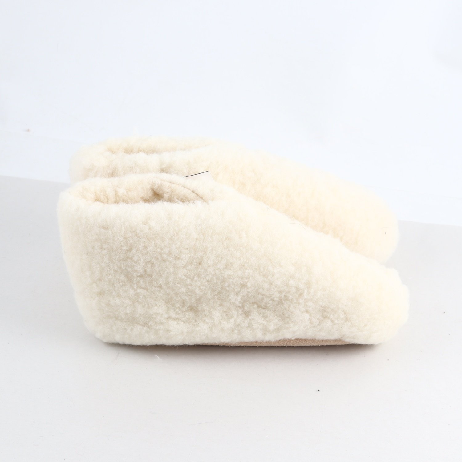Tofflor, The Cozy sheep, vit, ull, stl. 39