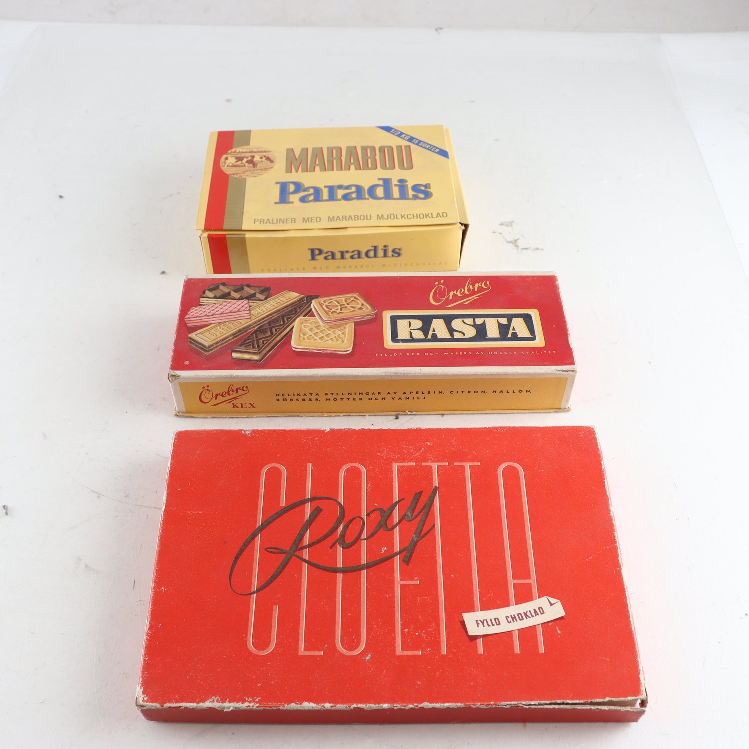 Emballage, papper, Marabou, Örebro kex, Roxy Cloetta. Endast avhämtning.