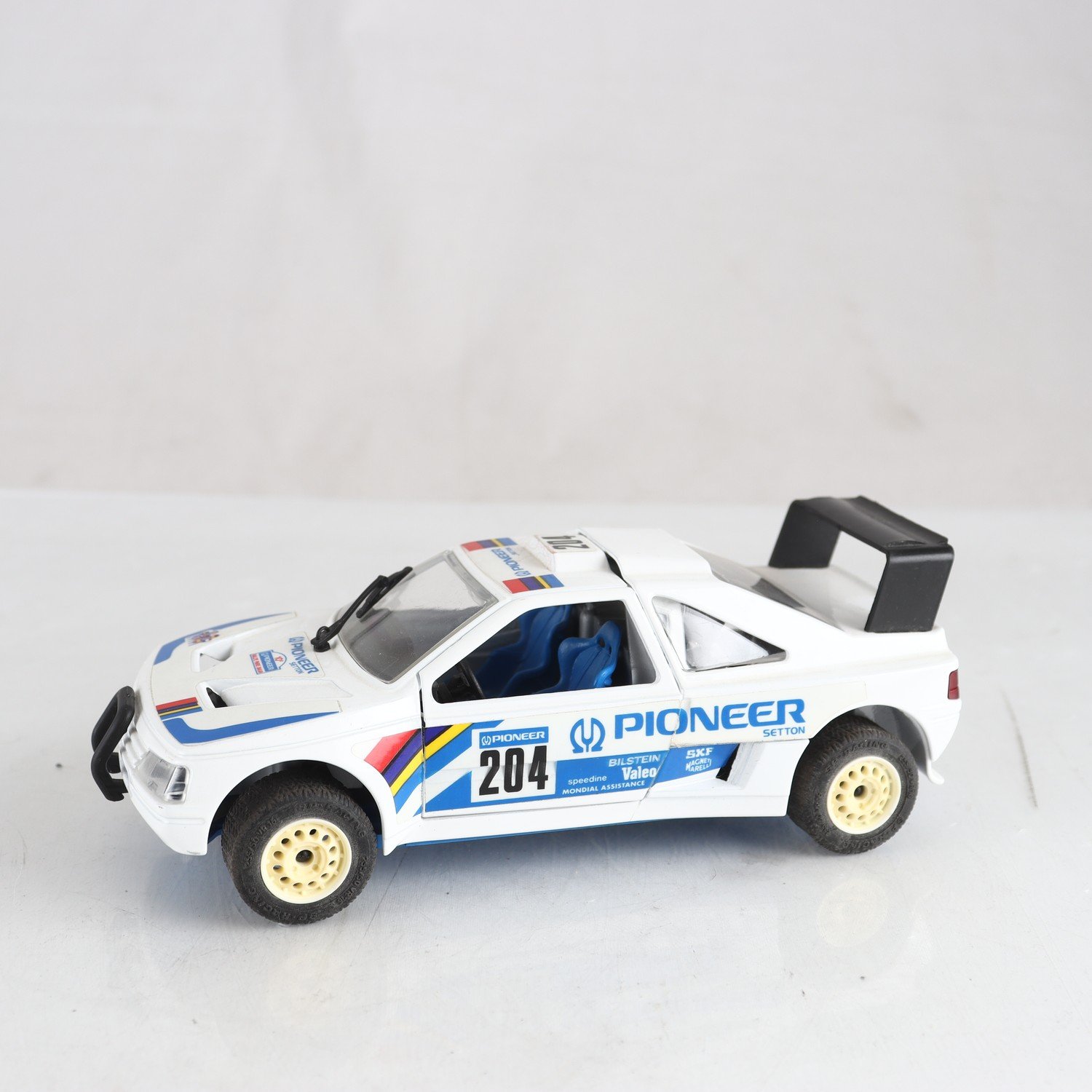 Bil, Majorette, peugeot 405 turbo 16, plast och metall.