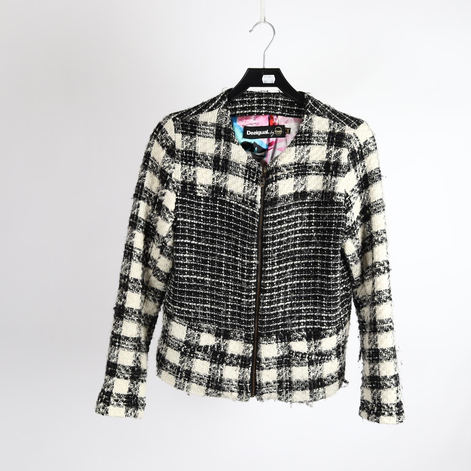 Jacka, Desigual, stl. 40