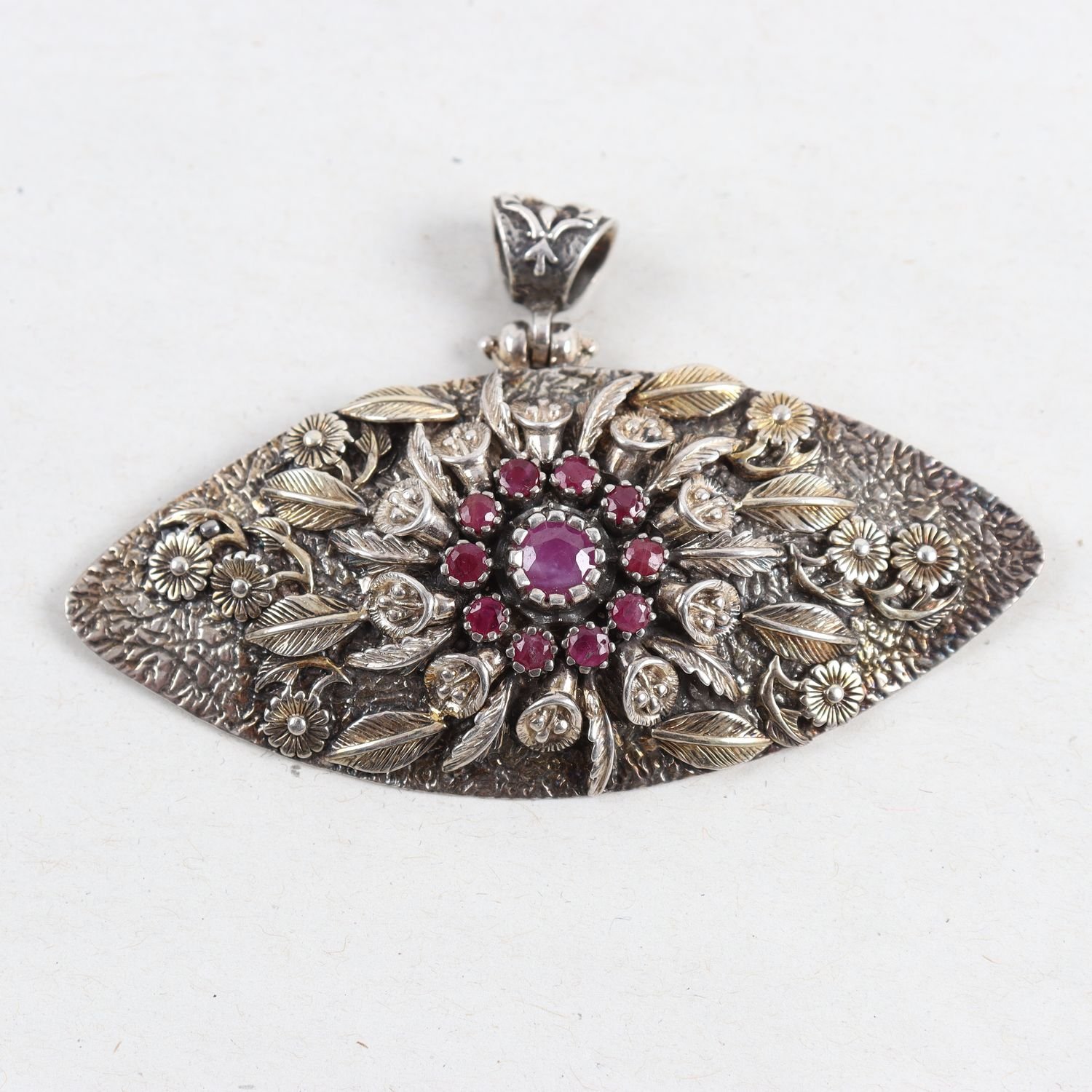 Hänge, silver 925, slipade, rosa stenar, brv: 29,4g