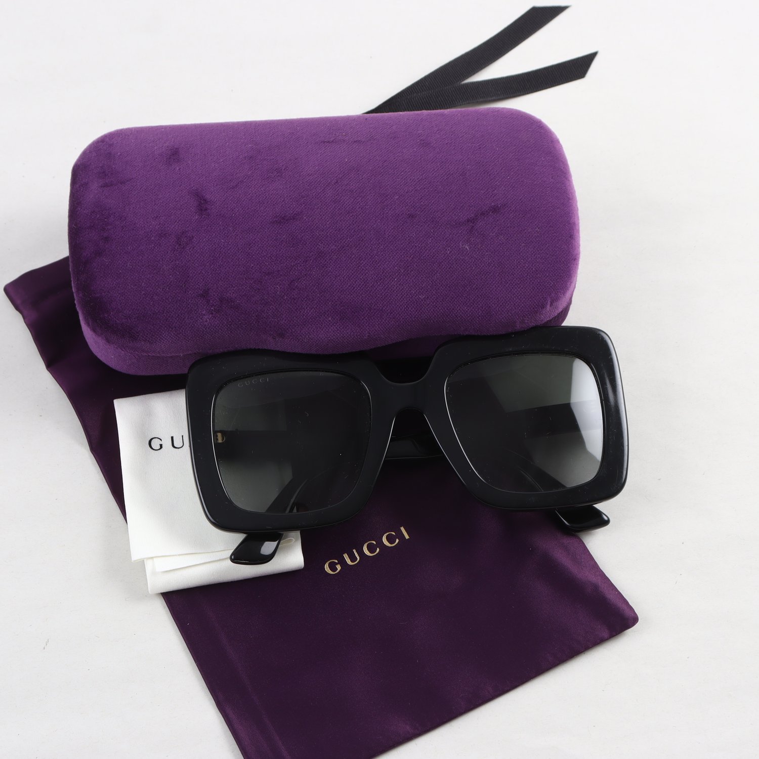 Solglasögon, acetat, Gucci, svarta