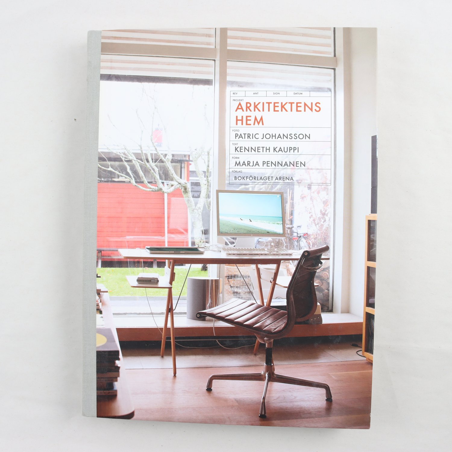 Kenneth Kaupi, Arkitektens hem