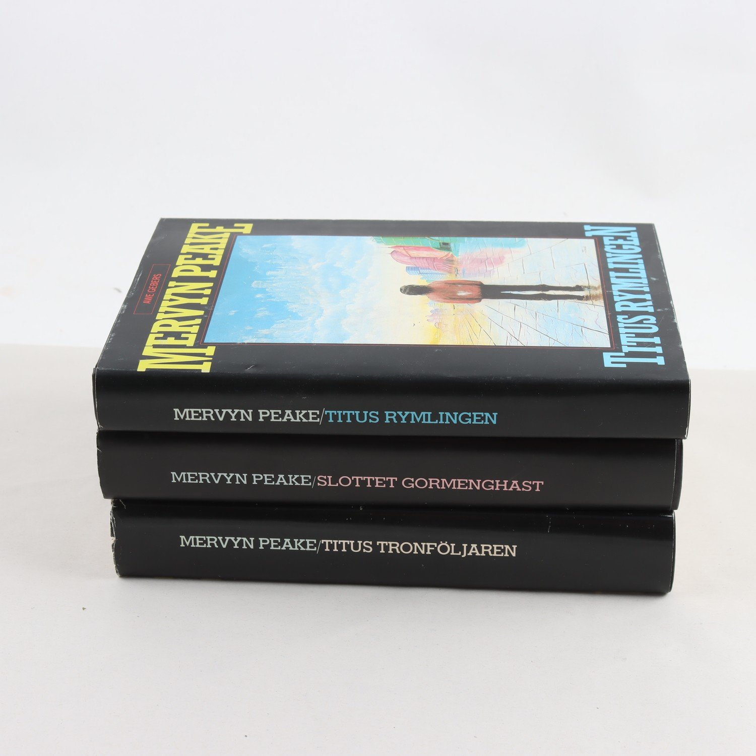 Merwyn Peake, Gormenghast-trilogin, Vol. 1-3