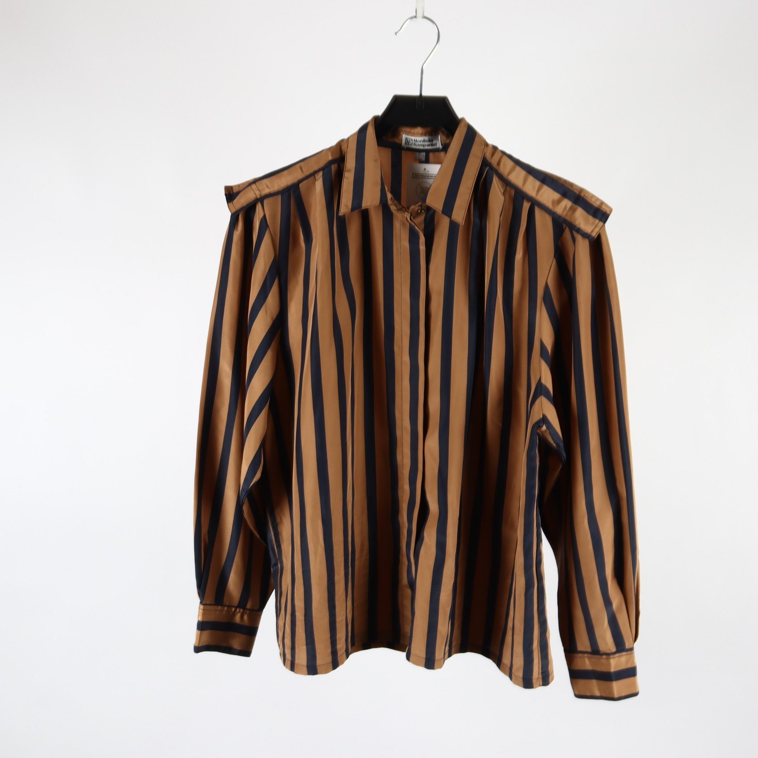 Blus, Nordiska Kompaniet, randig, stl. C 40