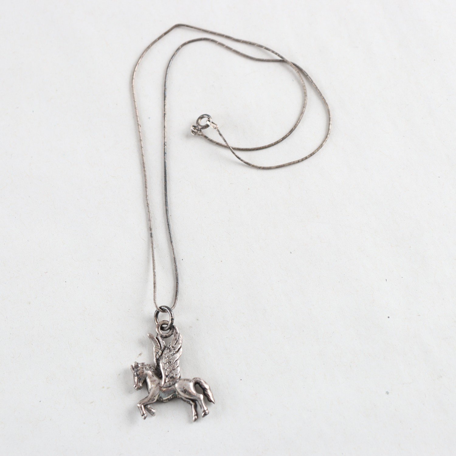 Halsband med hänge, silver, Vikt: 10g