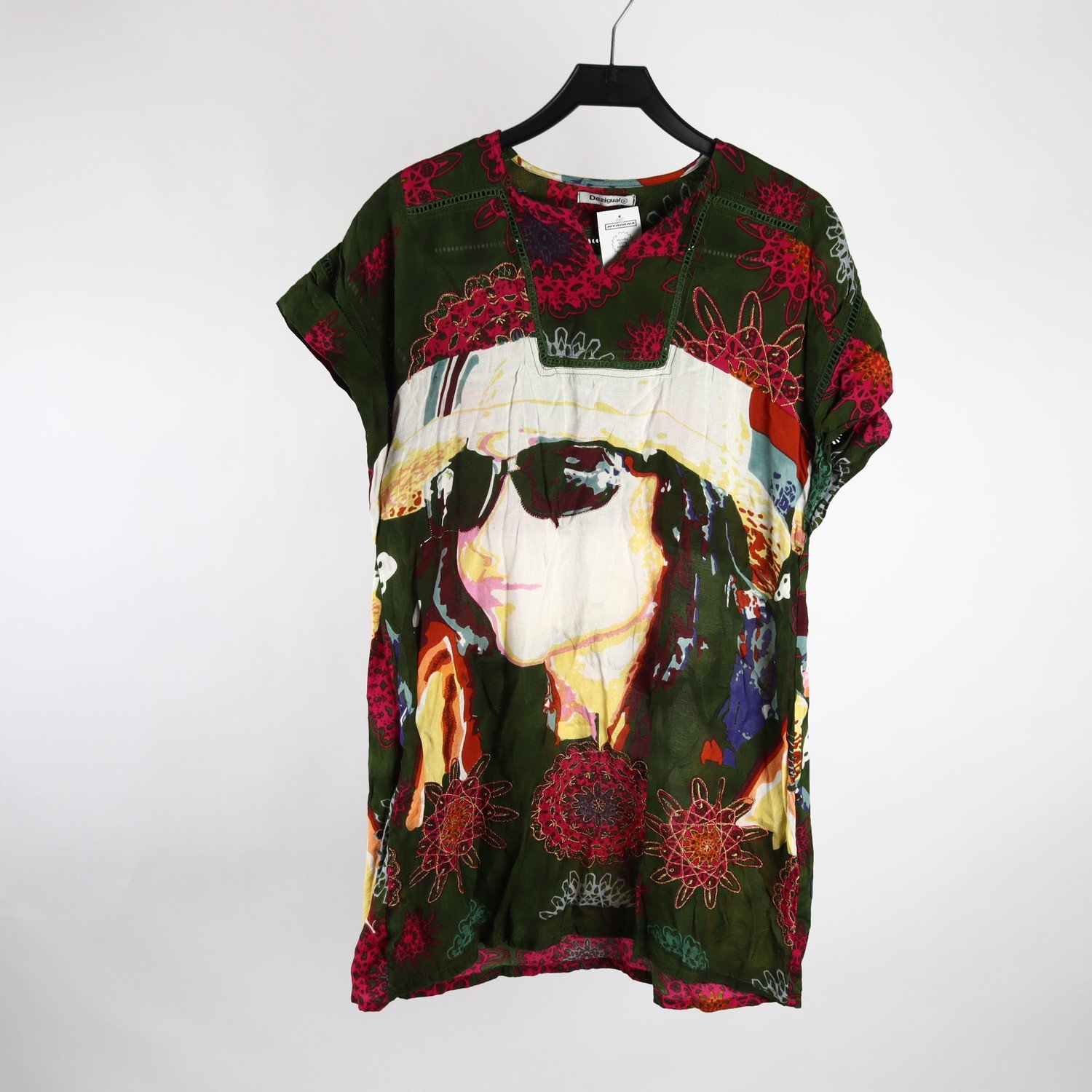 Klänning, Desigual, mönstrad, stl. M