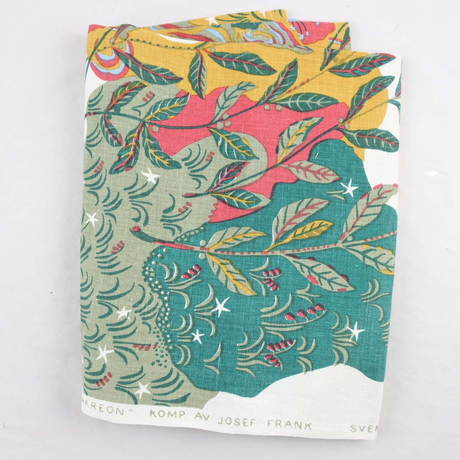 Tyg, Svenskt Tenn Stockholm, Josef Frank, ”Anakreon”, mått. ca 130 x 100 cm