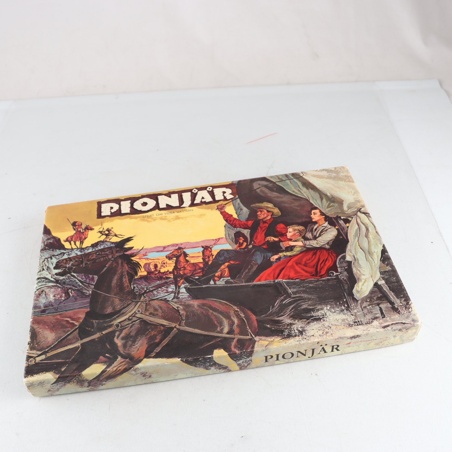 Spel, Pionjär, alga.