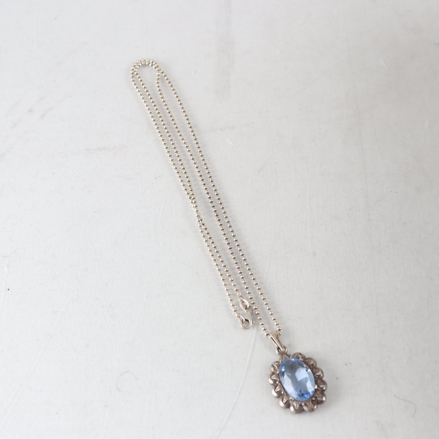 Halsband, silver 925, hänge ljusblå sten
