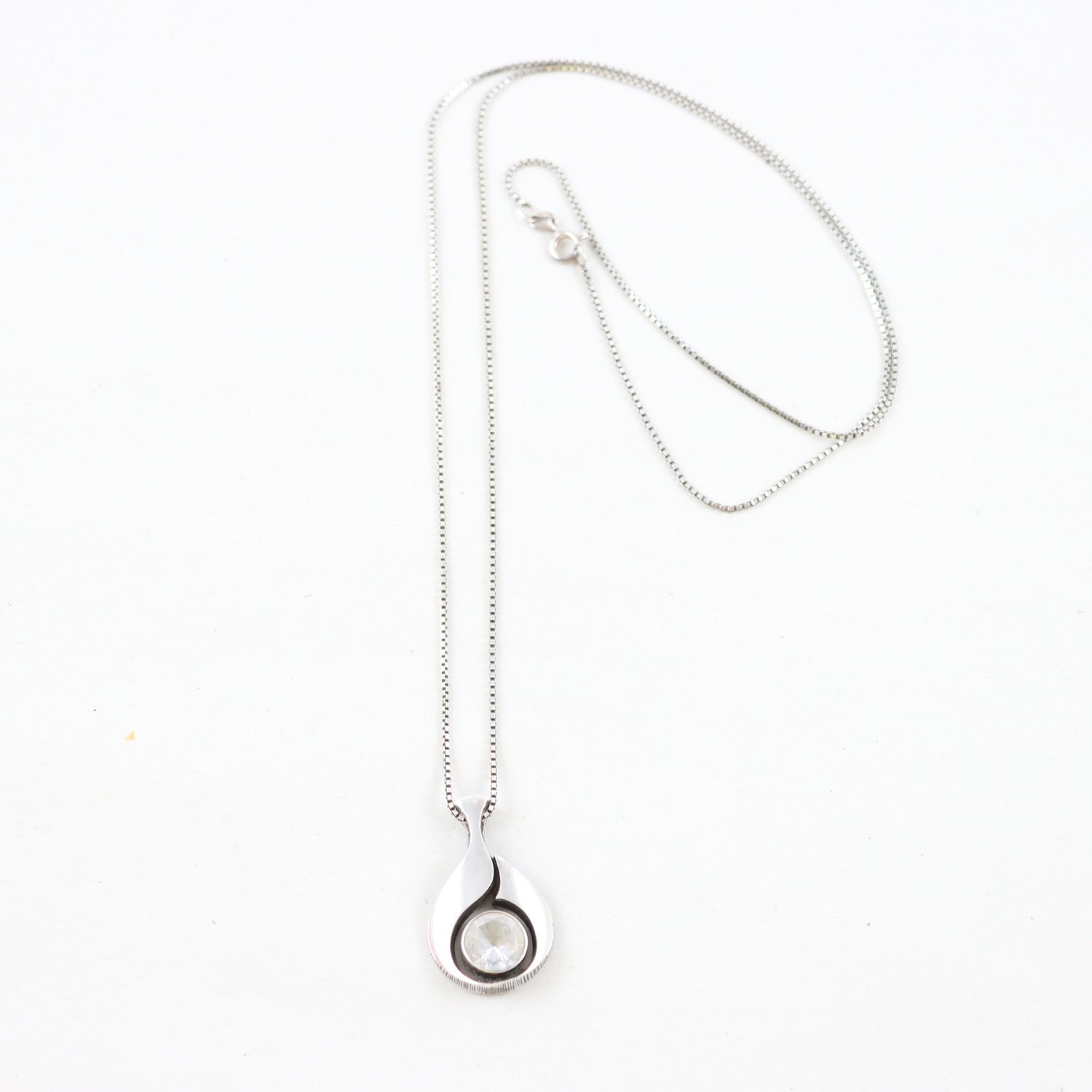 Halsband, hänge, silver, bergskristall, Karl Laine, Finland, brv: 10,7g