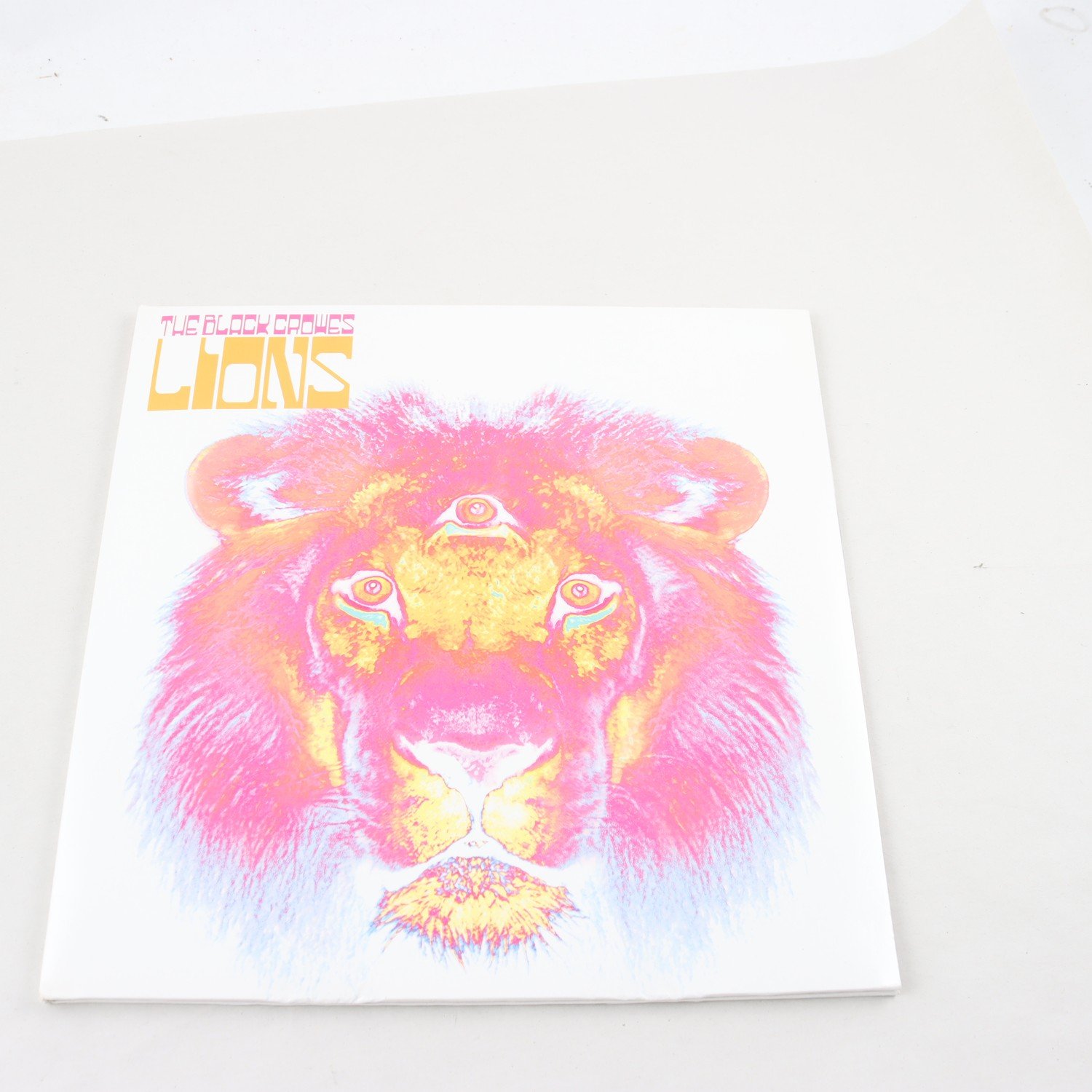 LP The Black Crowes, Lions