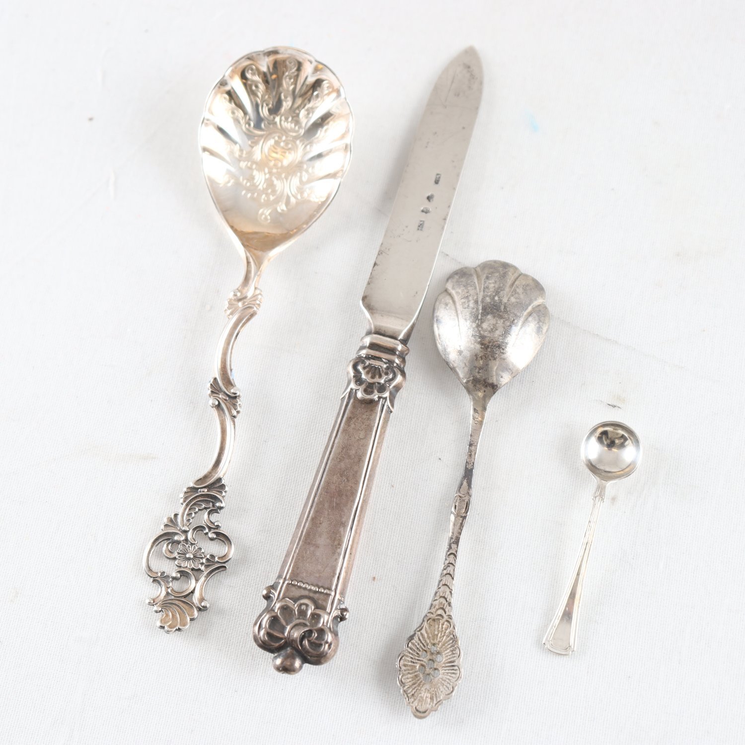 Parti serveringsbestick, silver, vikt: 63,2 g