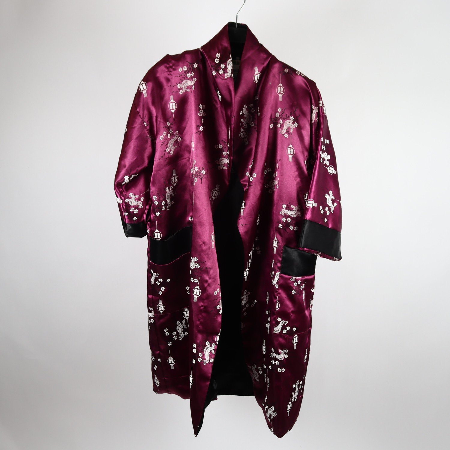 Kimono, Made in Thailand, vinröd, silke, stl. L