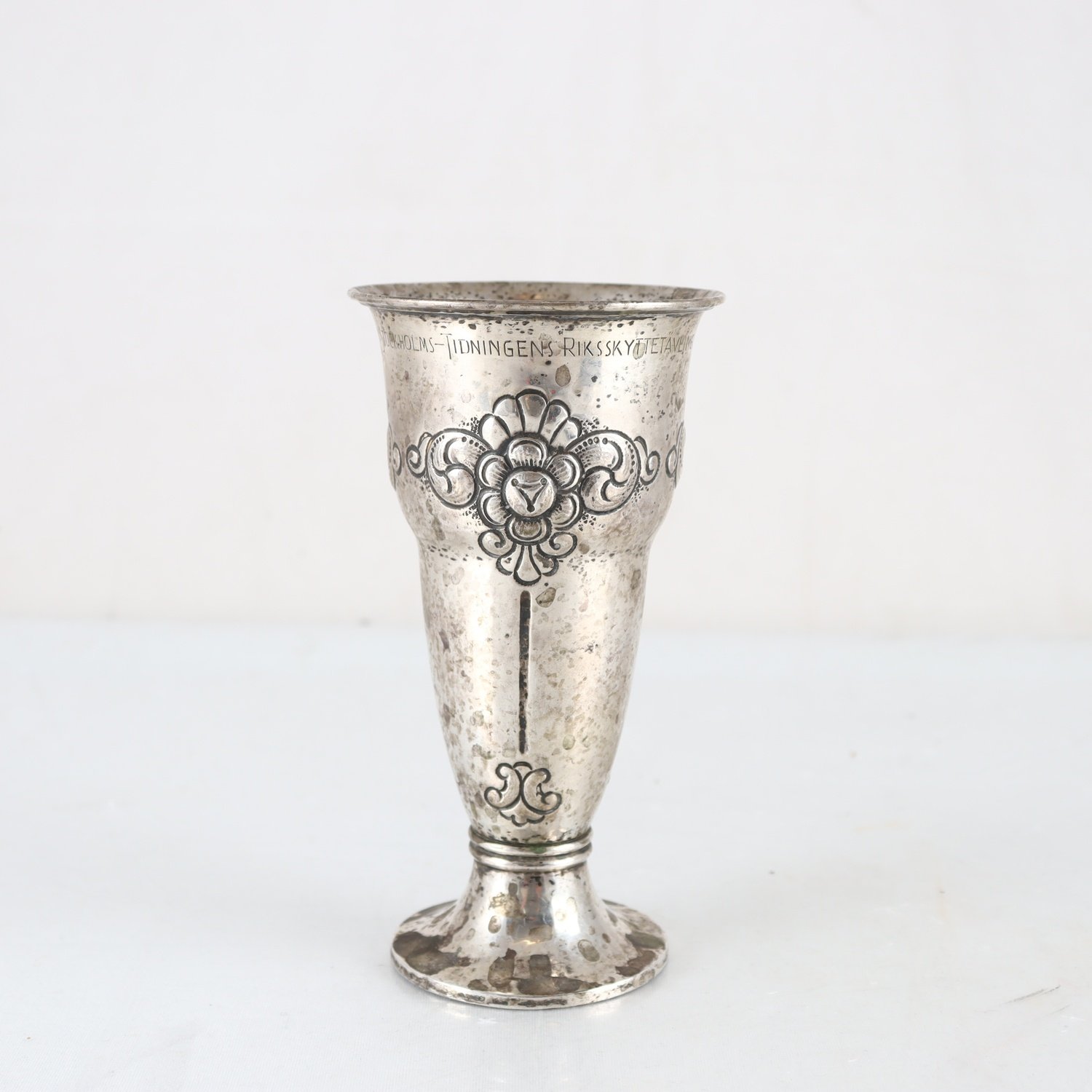 Bägare, Silver, stämplad kattfot