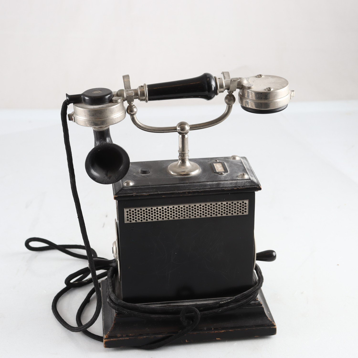 Vevtelefon. Samfraktas ej.