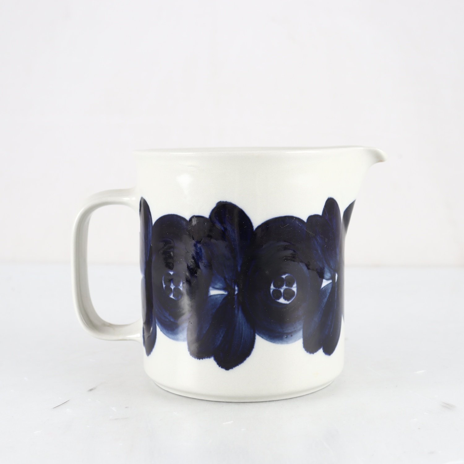 Tillbringare, Anemone, Ulla Procopé, Arabia