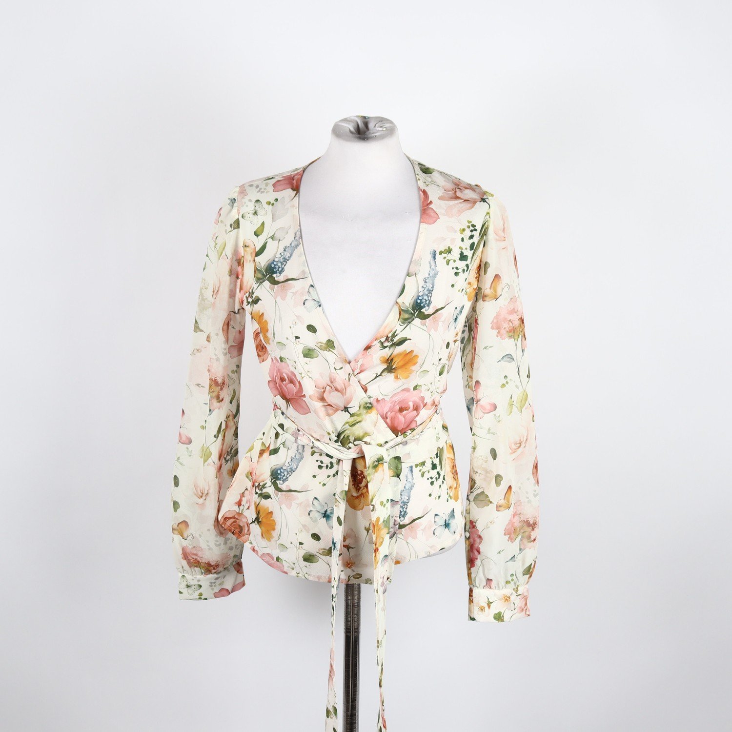 Blus, Ida Sjöstedt, blommig, vit, stl. 34