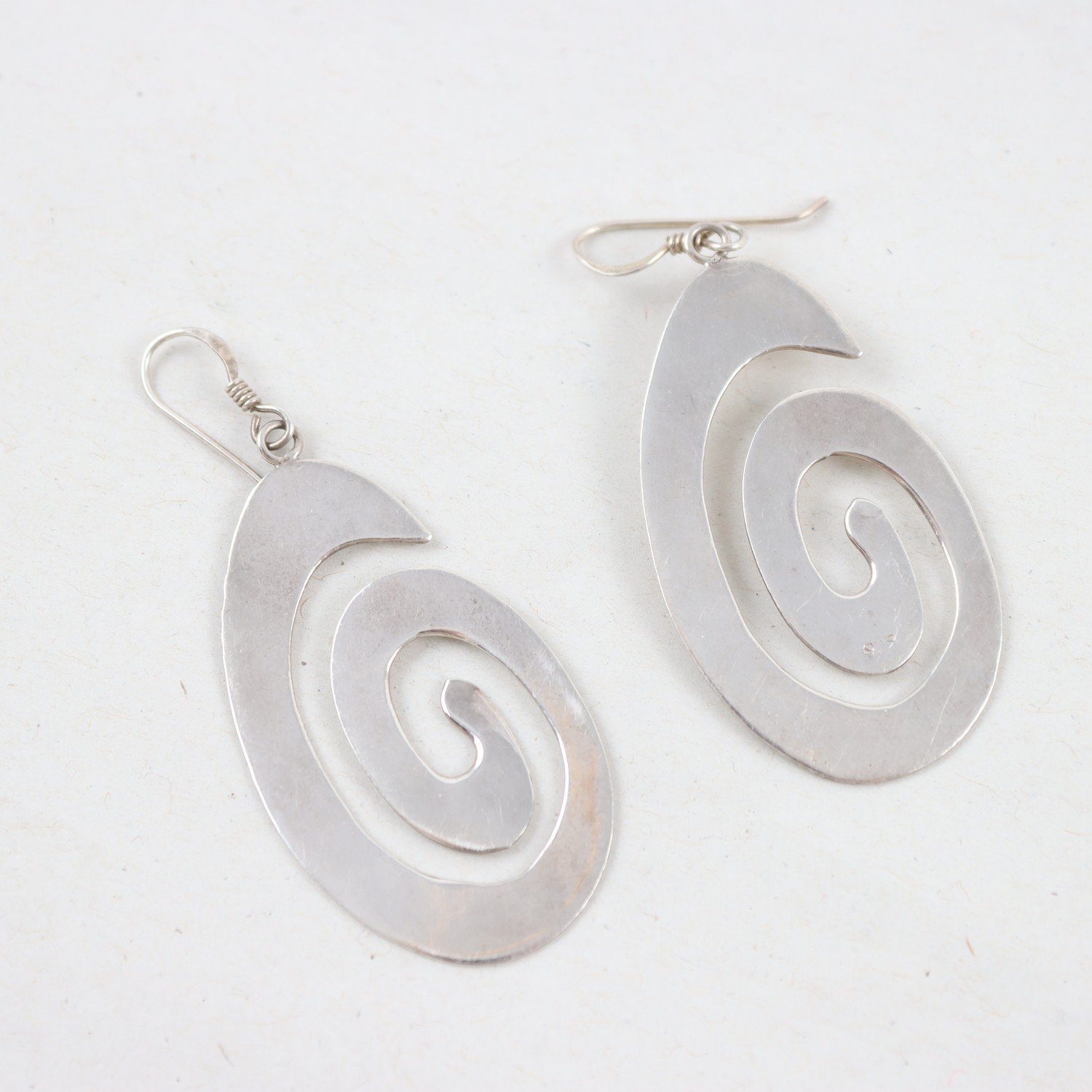 Örhängen, silver 925, spiralform, vikt: 7,5g