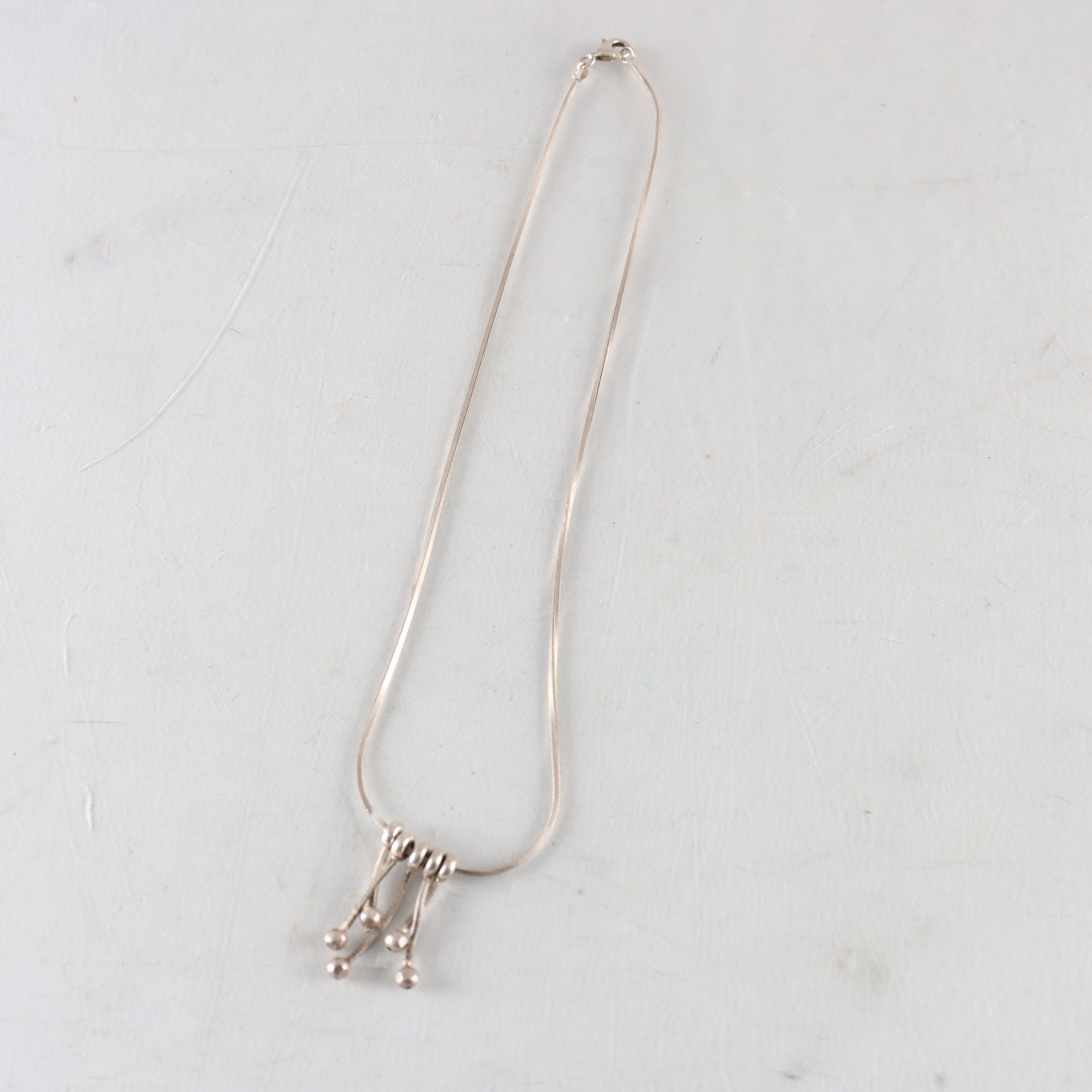 Halsband med hängen, Silver, Vikt: 9,4 g