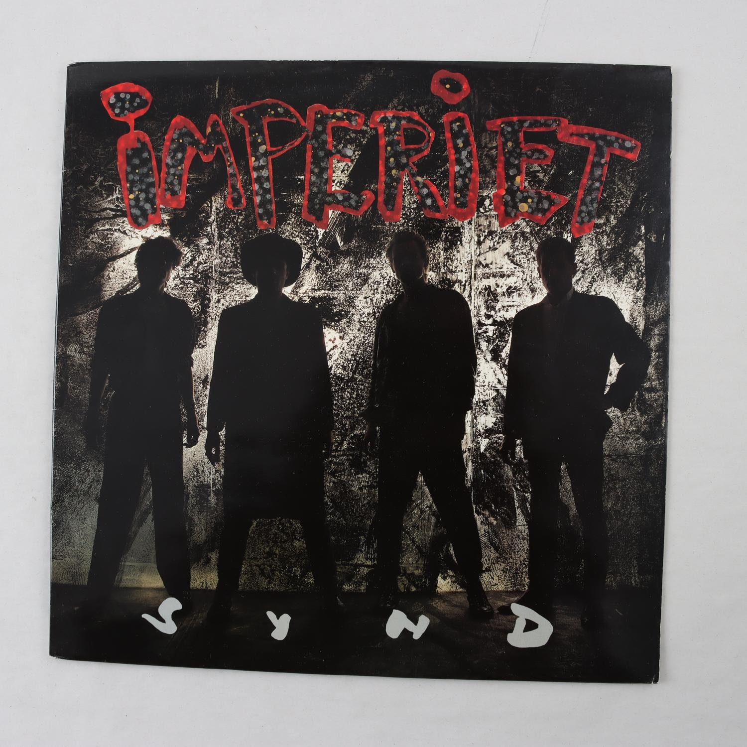 LP Imperiet, 2 titlar