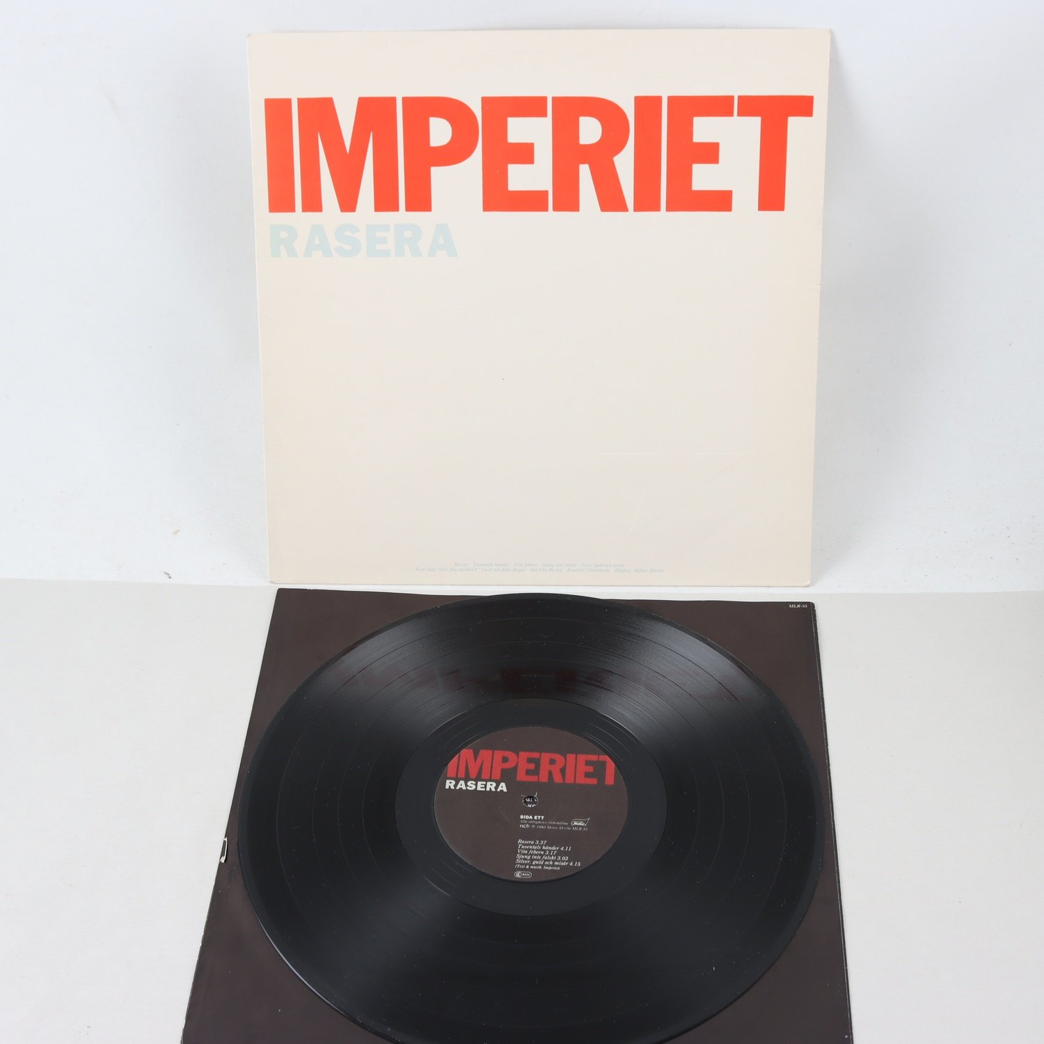 LP Imperiet, 3 titlar