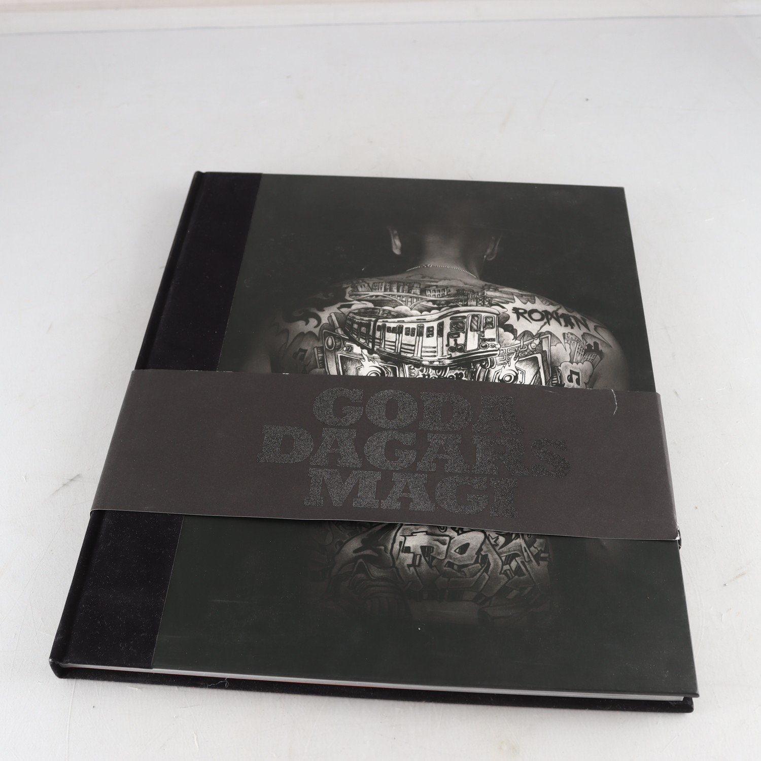 Goda dagars magi – Petter, Cailla Cherru, Sleepy