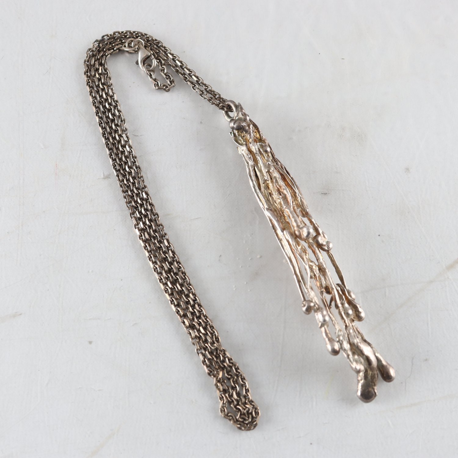 Halsband med hänge, Silver, Vikt: 48,3 g