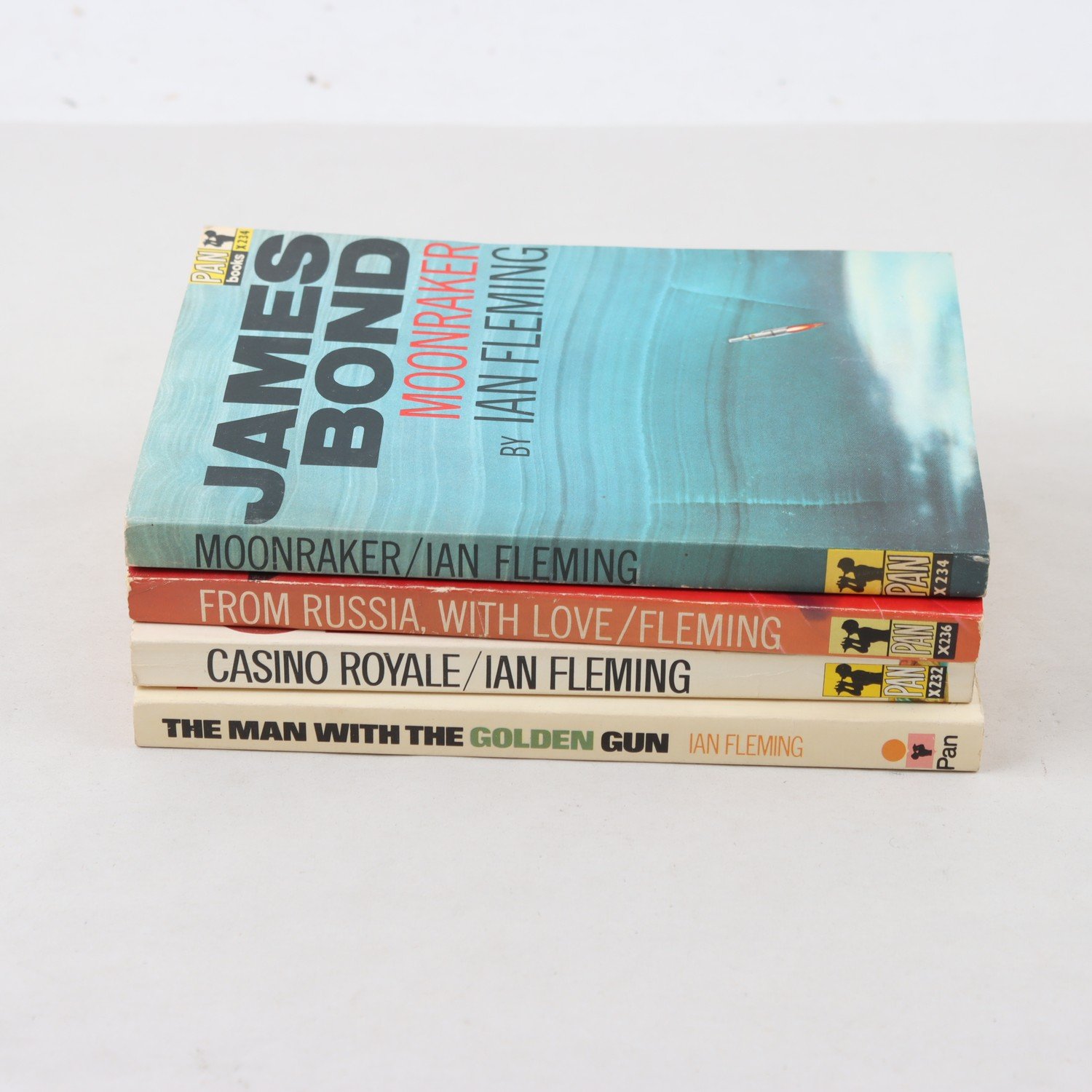 Ian Fleming, James Bond, bokpaket med 4 pocket