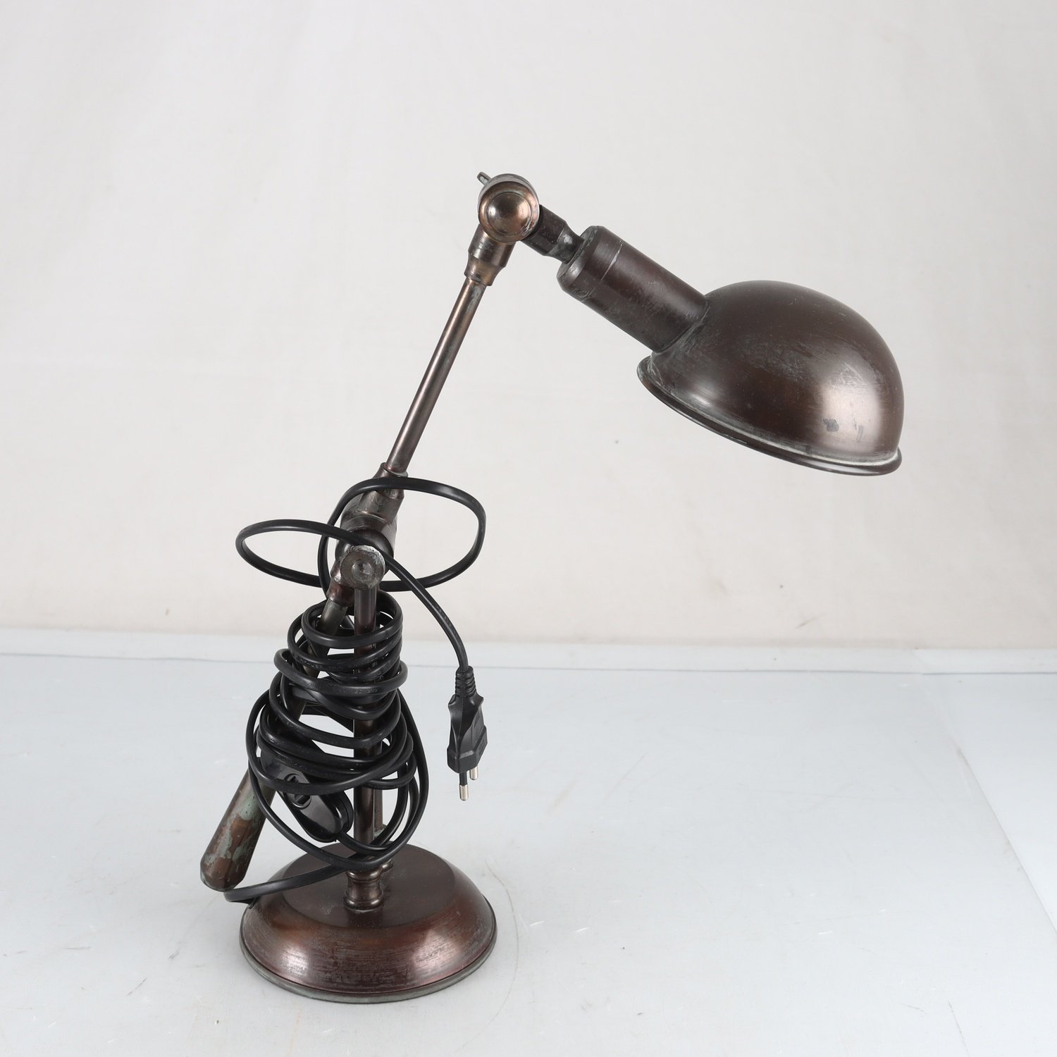 Bordslampa, Metall. Samfraktas ej.