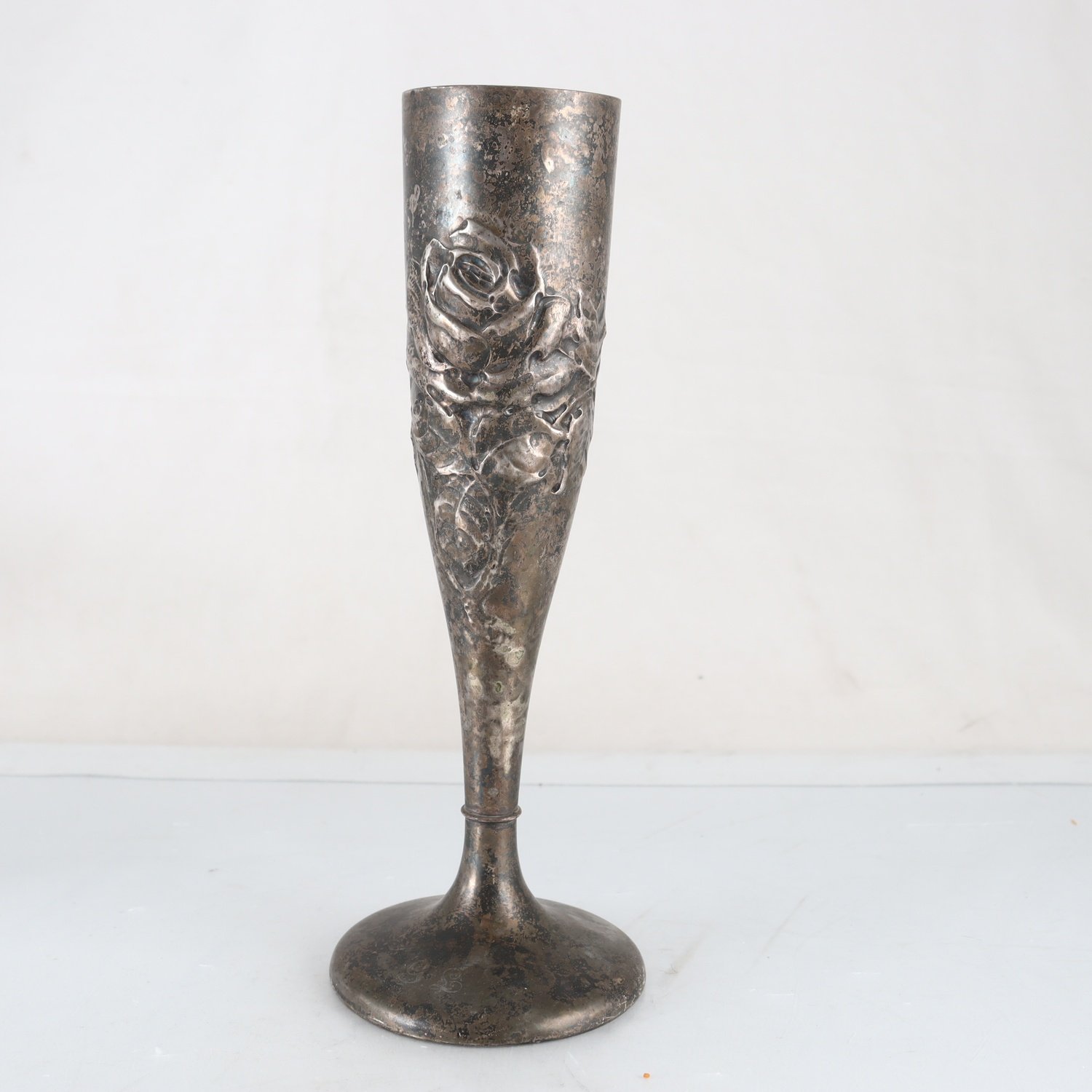 Vas med ros, 830s, silver