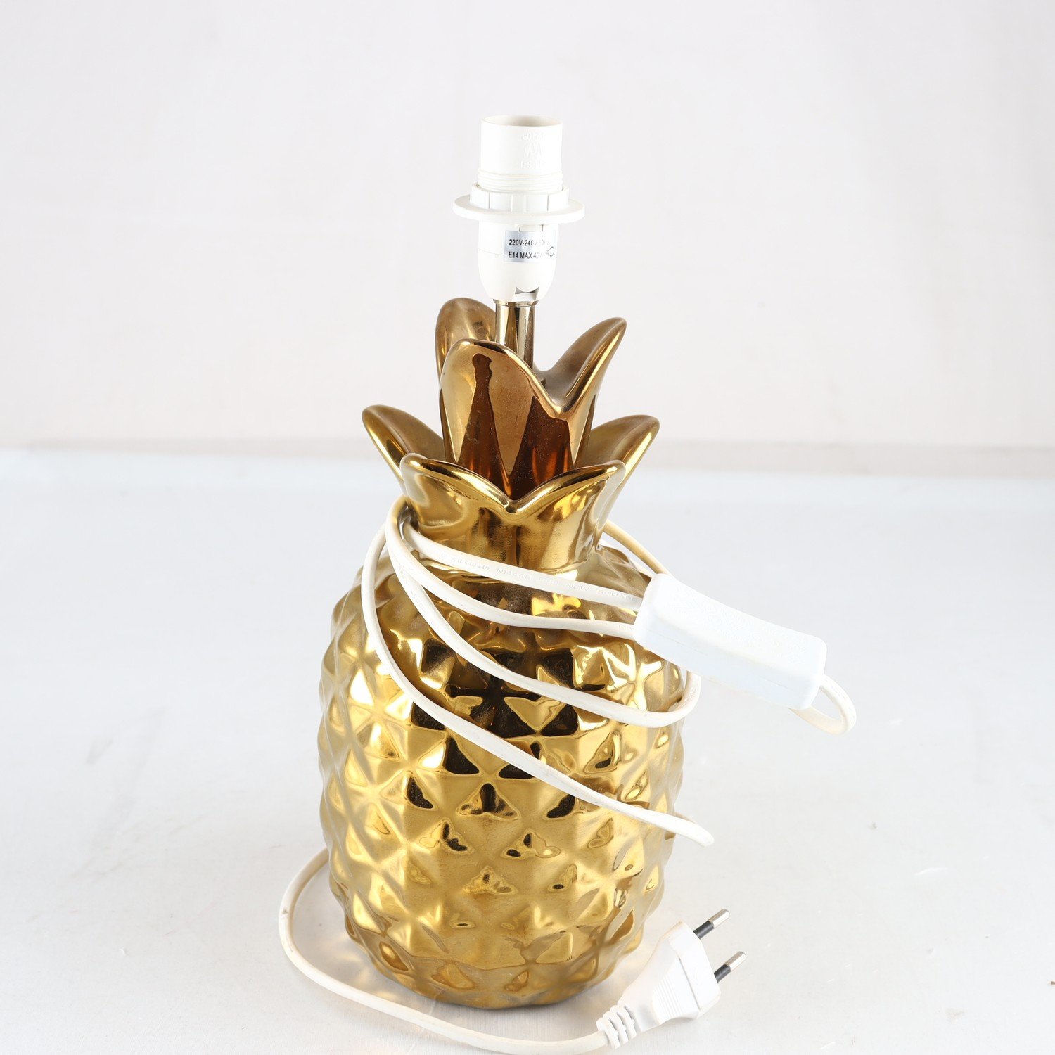 Lampa, Ananas, Mio. Samfraktas ej.
