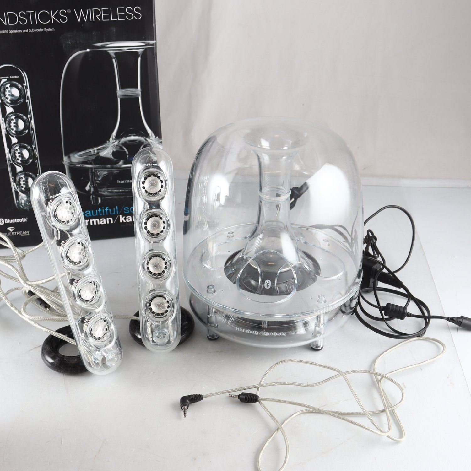 Högtalare, H/K Soundsticks Wireless. Samfraktas ej.