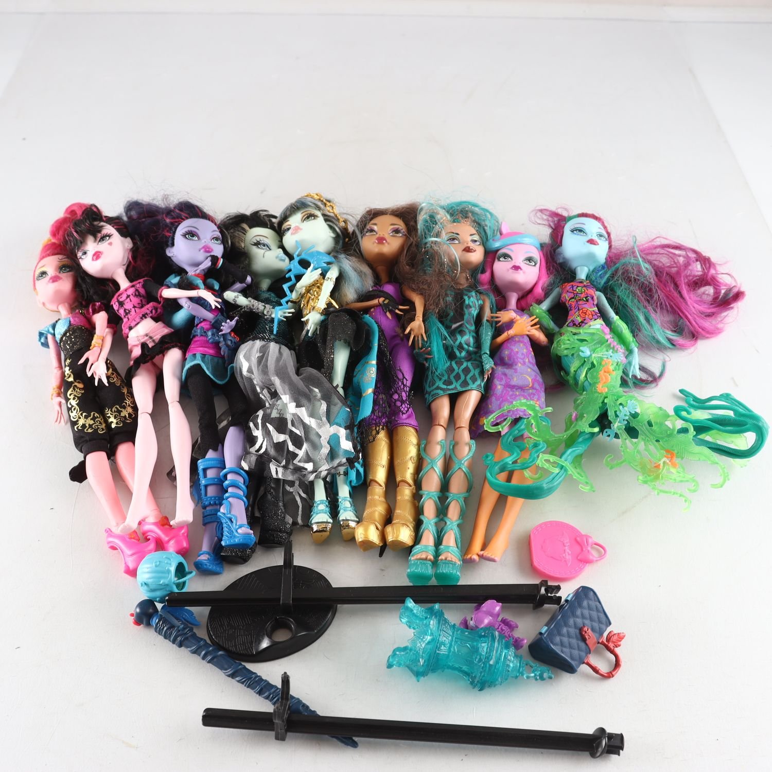 Dockor, Monster high, blandat.