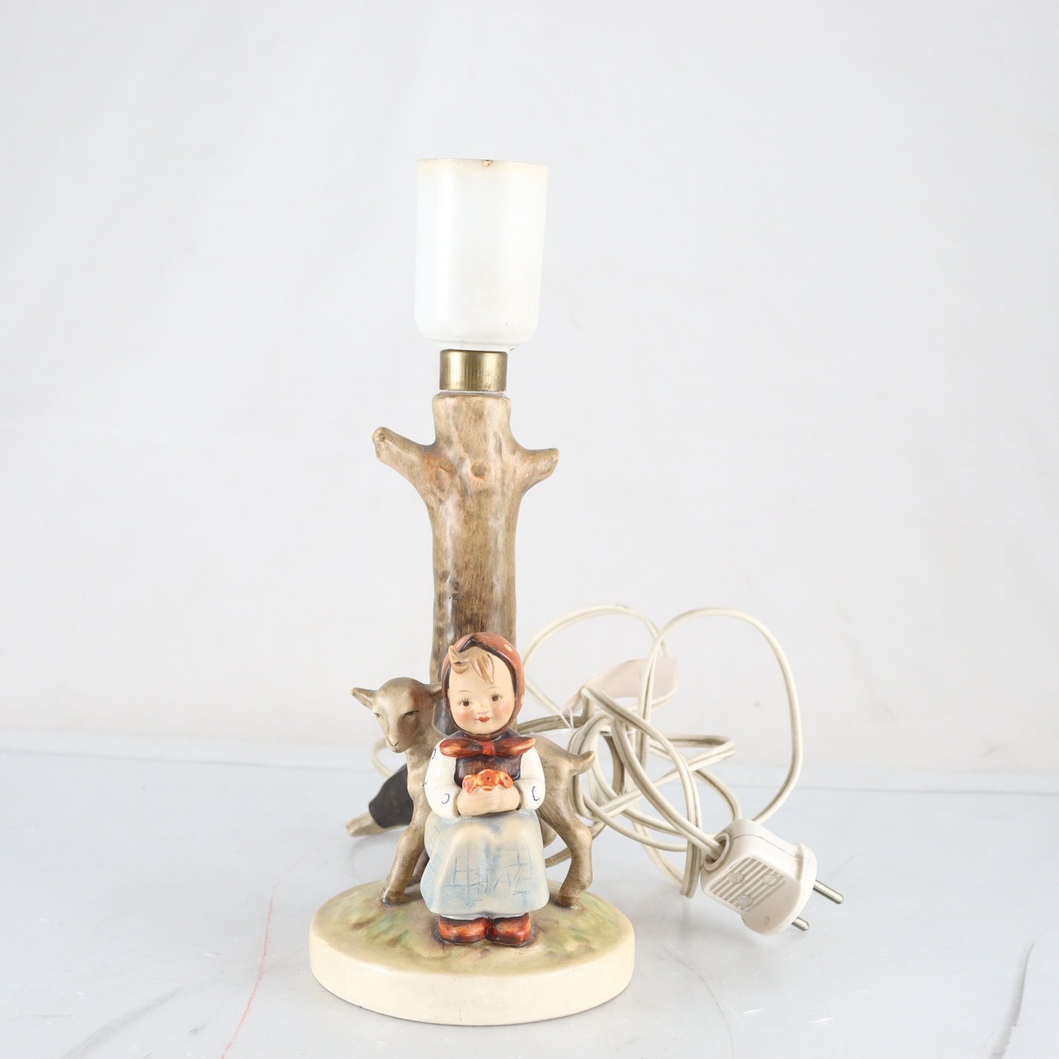 Bordslampa, W.Goebel. Samfraktas ej.