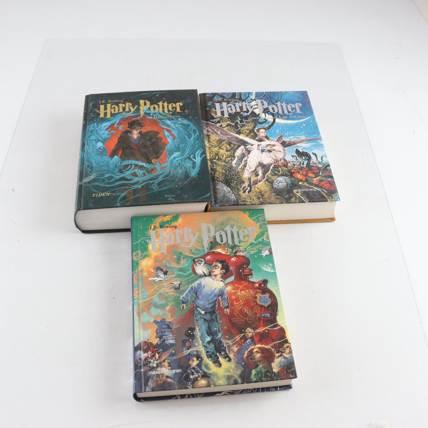 J.K. Rowling, Tre volymer ur Harry Potter-serien