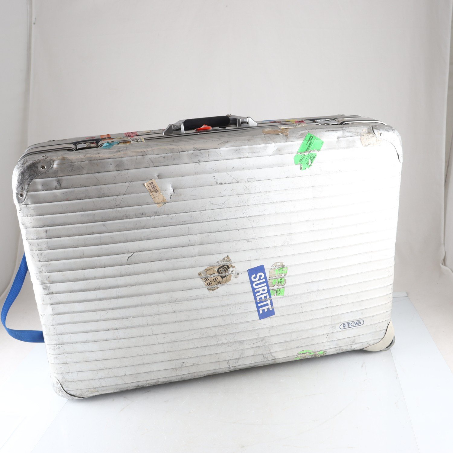 Resväska, Aluminium. Rimowa. Endast avhämtning.